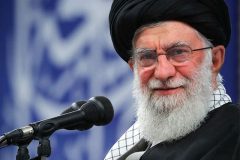 پیام رهبر انقلاب به تولید‌کنندگان نوشت‌افزار ایرانی:تولید با کیفیت «نوشت‌افزار» برای کشور مایه افتخار است
