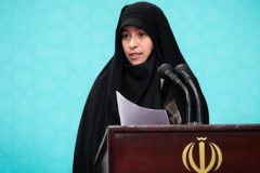 زهرا احتشام نخبه حوزه مدیریت آموزش عالی: دیدار مقام معظم رهبری رزمایش نخبگان در برابر دروغ پردازی دشمنان بود