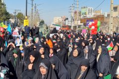 خیابان‌های ساوه مملو از عاشقان انقلاب شد