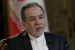 عراقچی: حق داشتن چرخه کامل سوخت هسته‌ای را داریم