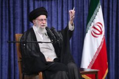 ملت با جهت‌گیری‌های گوناگون پای ایران ایستاد
