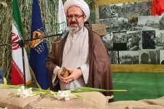 دفاع مقدس، رویارویی ملت ایران با جبهه متحد استکبار بود