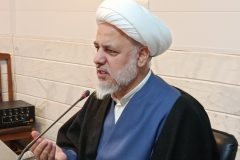 نجات دنیا و آخرت جامعه در گرو تمسک به قرآن است