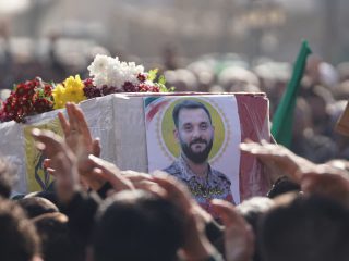 روایت ارادت مردم ساوه به نماد ایثار