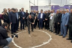 کلنگ‌زنی نیروگاه خورشیدی ۱۵۰ مگاواتی کاوه