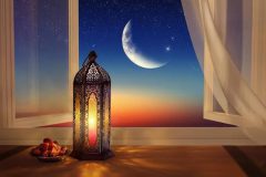 رمضان، ماه بازسازی معنوی انسان است